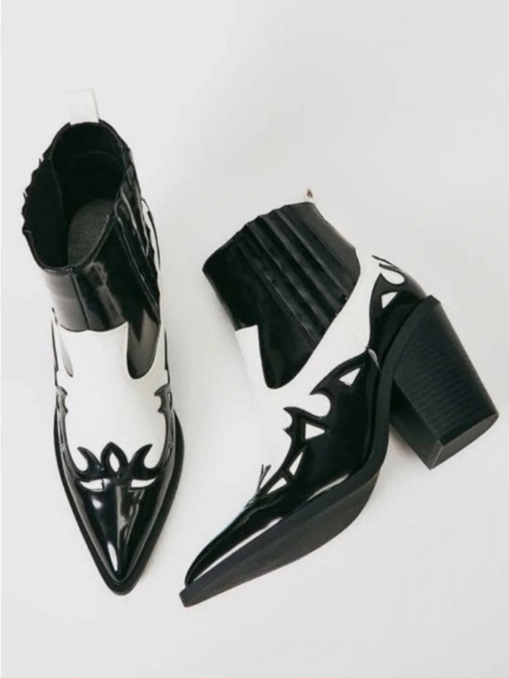New-In-Box Shoedazzle 